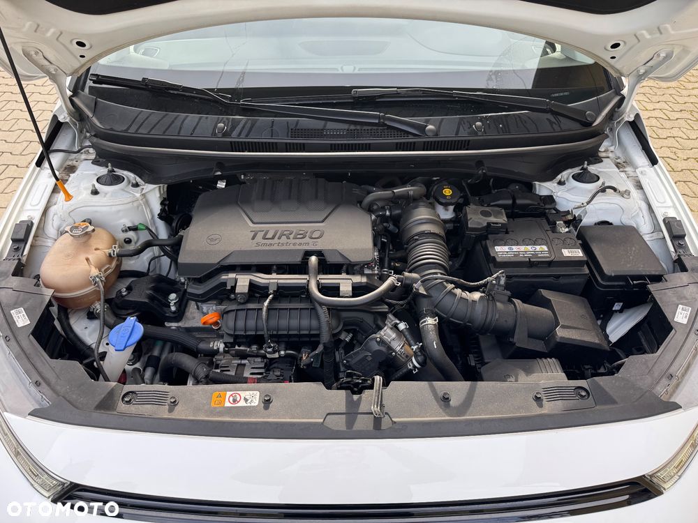 Hyundai Bayon 1.0 T-GDI 48V-Hybrid DCT Connect & Go - 30