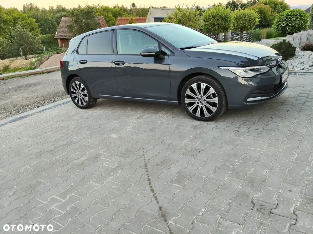 Volkswagen Golf - 5