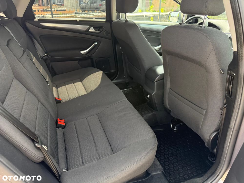 Ford Mondeo 2.0 TDCi Titanium - 9