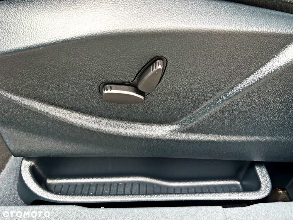 Ford C-MAX 2.0 TDCi Titanium - 29