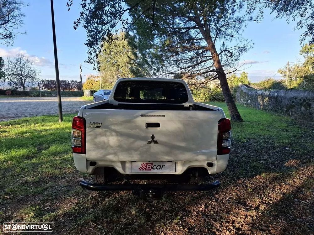 Mitsubishi L200 2.3 DI-D Club Invite 4WD - 11