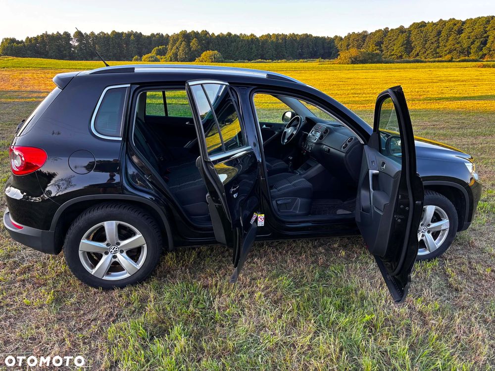 Volkswagen Tiguan 1.4 TSI BlueMotion Technology Trend & Fun - 16