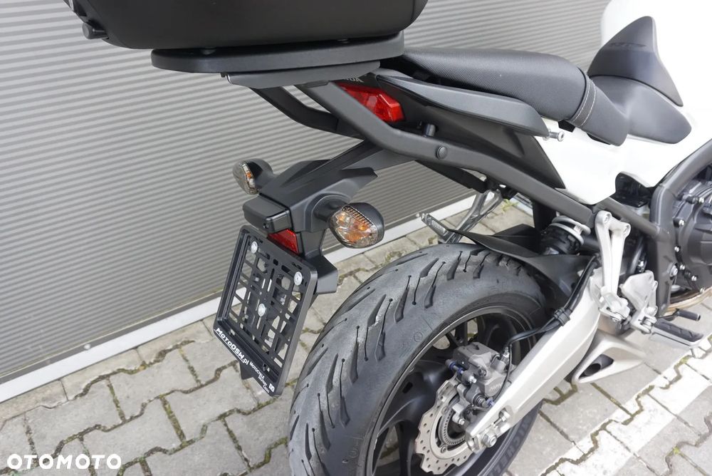 Honda CB - 17