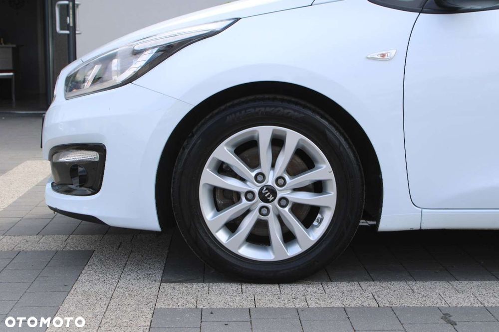 Kia Ceed - 18