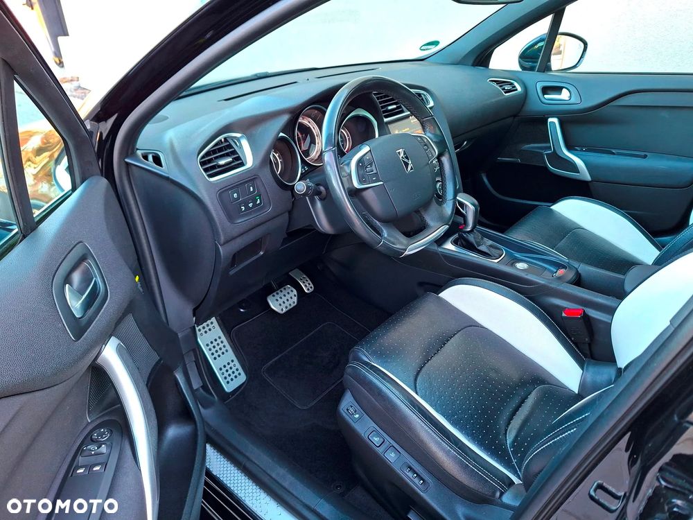 DS Automobiles DS 4 - 18