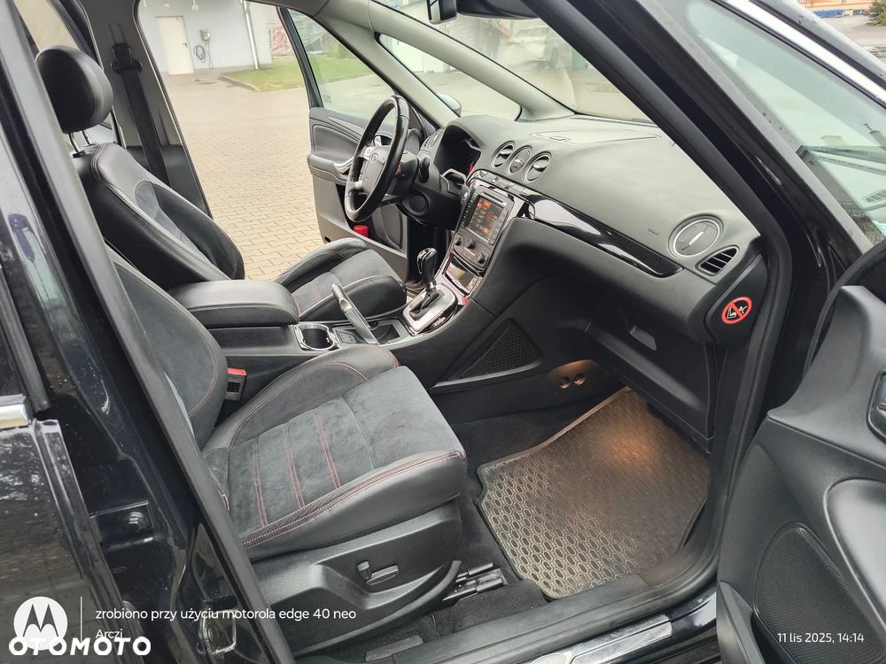 Ford S-Max 2.0 TDCi DPF Titanium - 32