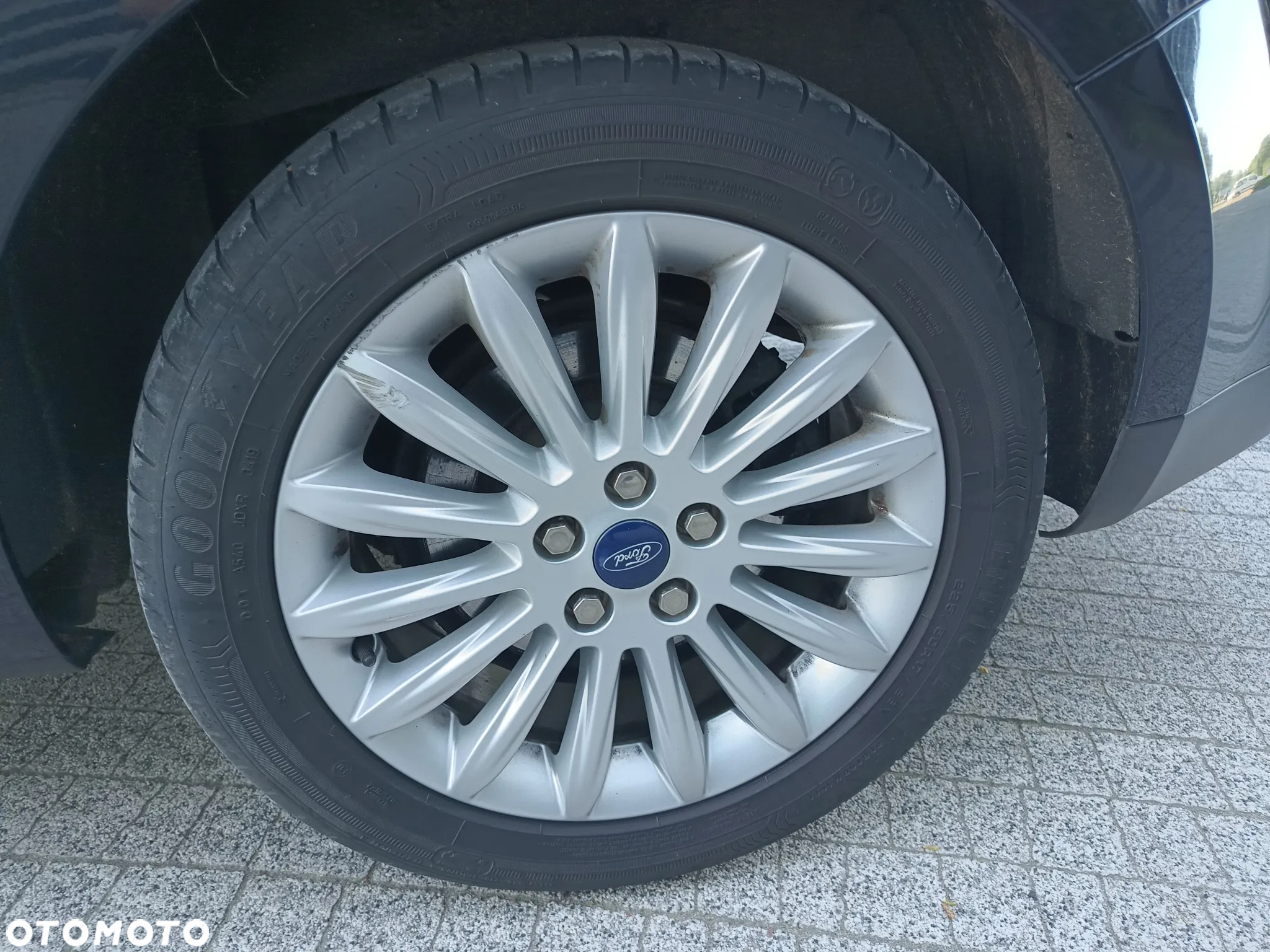 Ford S-Max - 15