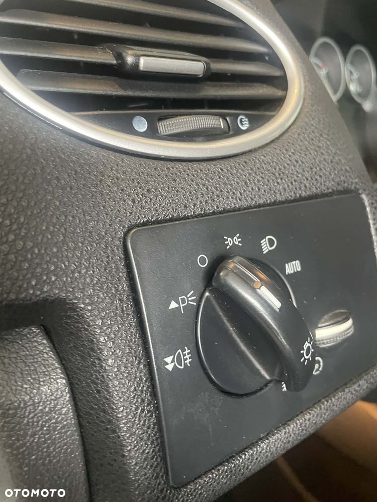 Ford Focus - 20