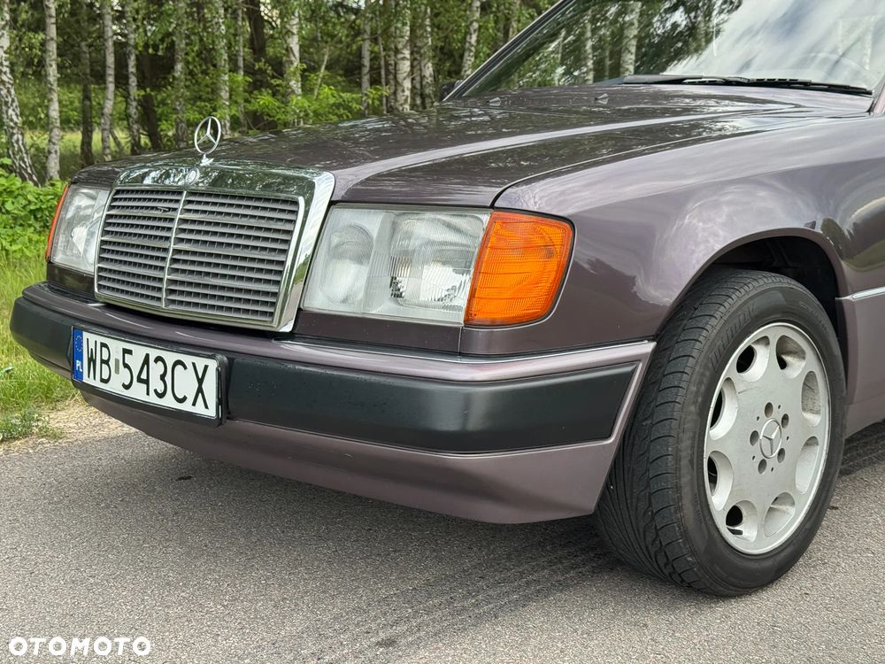Mercedes-Benz W124 (1984-1993) - 21