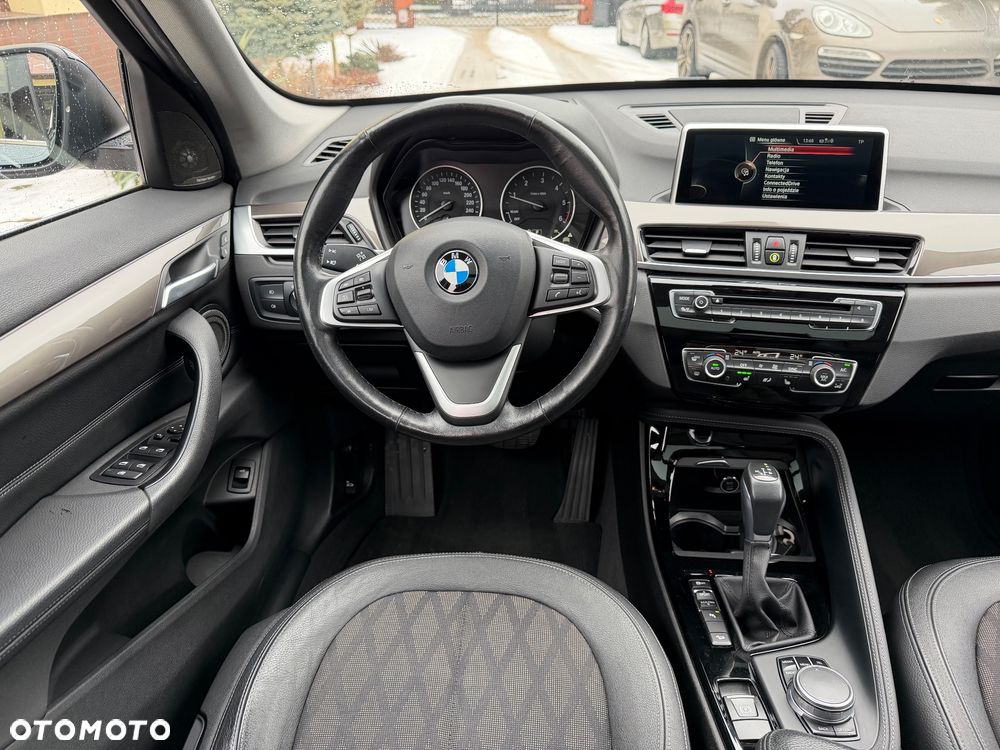 BMW X1 xDrive25d Advantage - 32