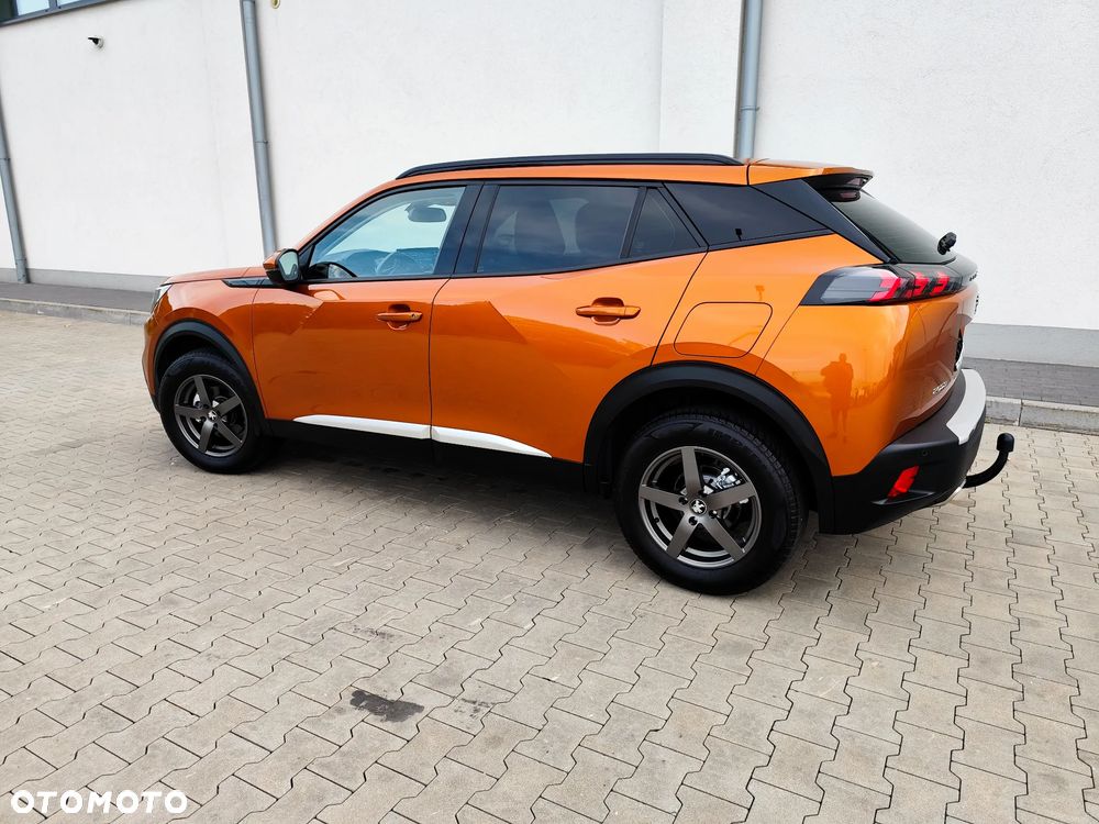 Peugeot 2008 1.2 PureTech Allure S&S - 13