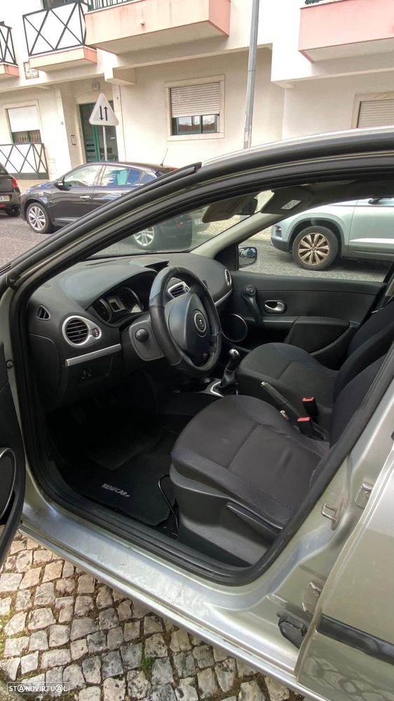 Renault Clio 1.5 dCi Dynamique S - 7