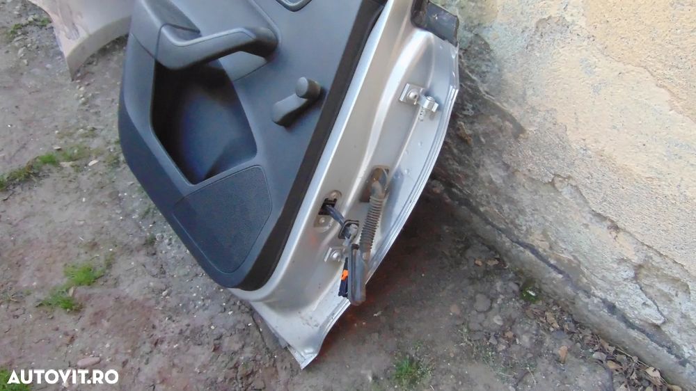 Usa Stanga spate Skoda Rapid Berlina an 2013-2018 - 5