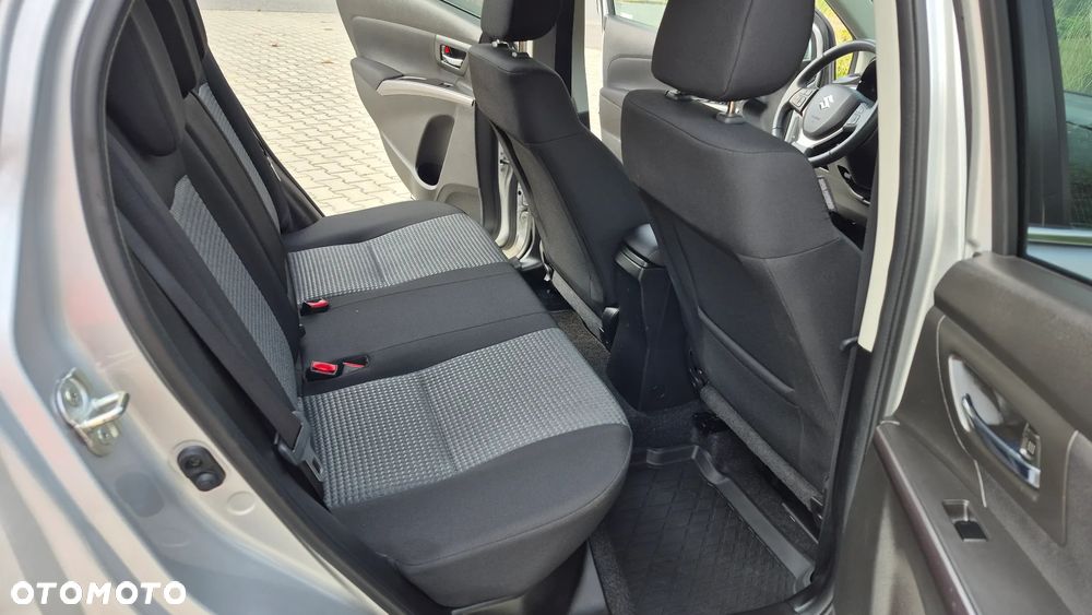 Suzuki S-Cross 1.4 SHVS Premium 4WD - 11