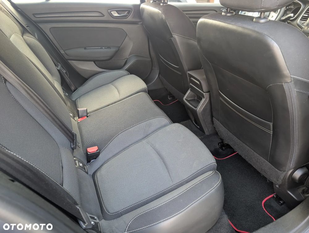 Renault Megane 1.3 TCe FAP Zen - 24