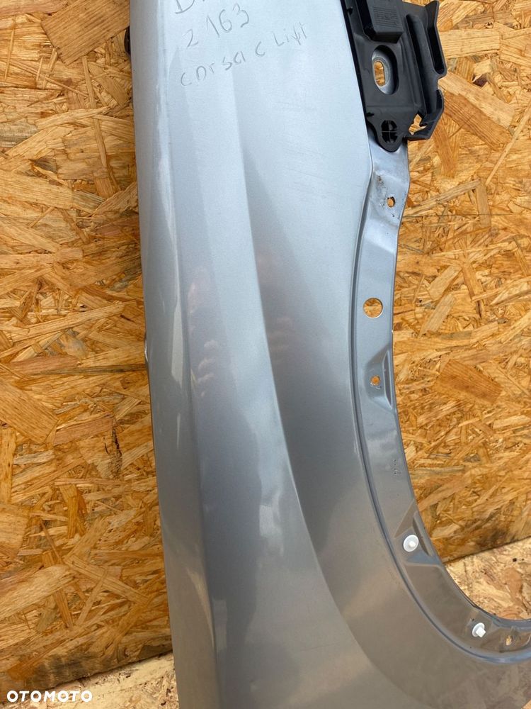 Opel Corsa C Lift z163 BŁOTNIK PRZÓD PRZEDNI PRAWY - 3