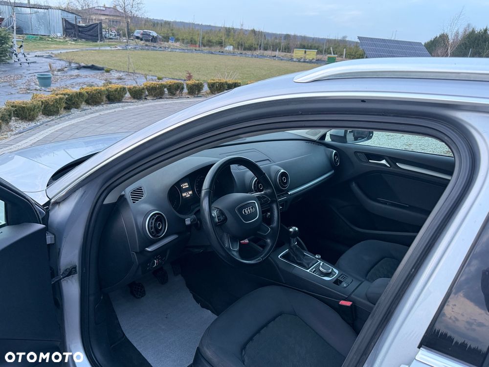 Audi A3 Sportback 1.6 TDI (clean diesel) S line Sportpaket - 7