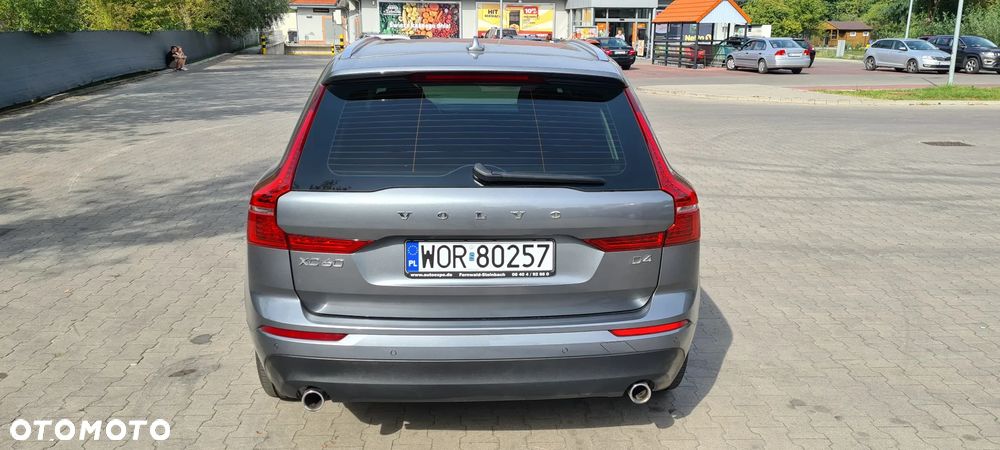 Volvo XC 60 D4 AWD Geartronic Momentum - 12
