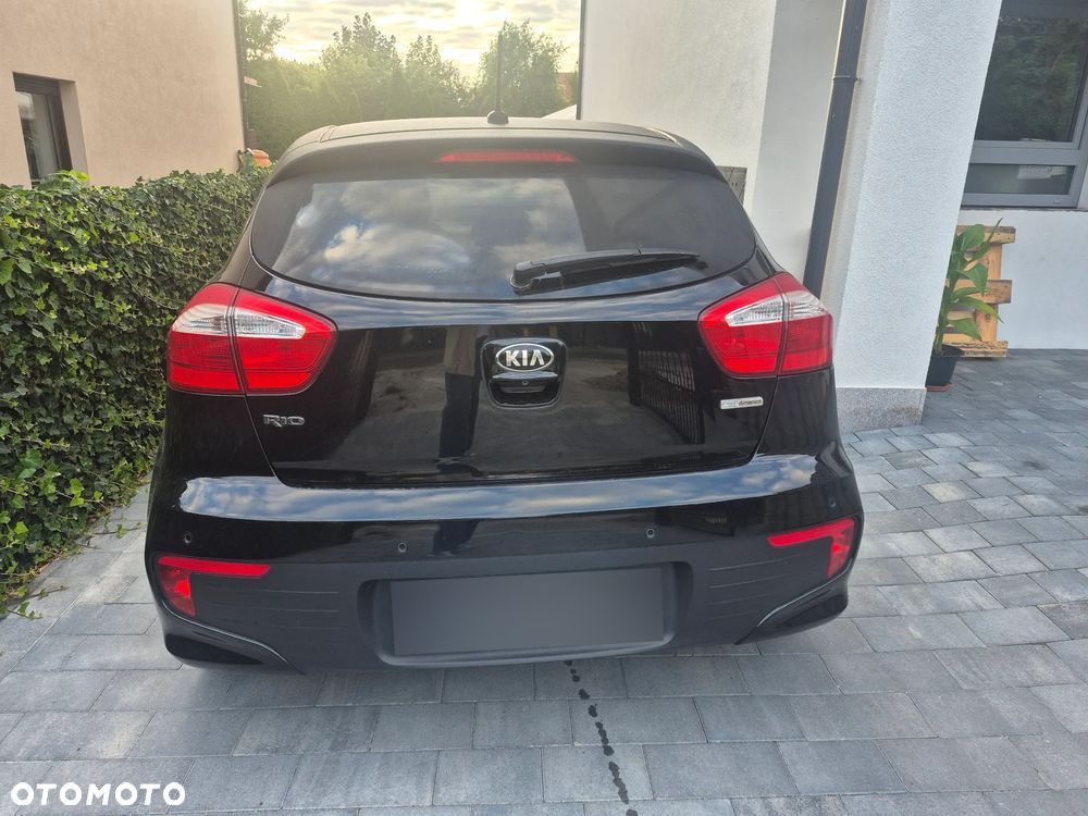 Kia Rio 1.4 crdi M - 4