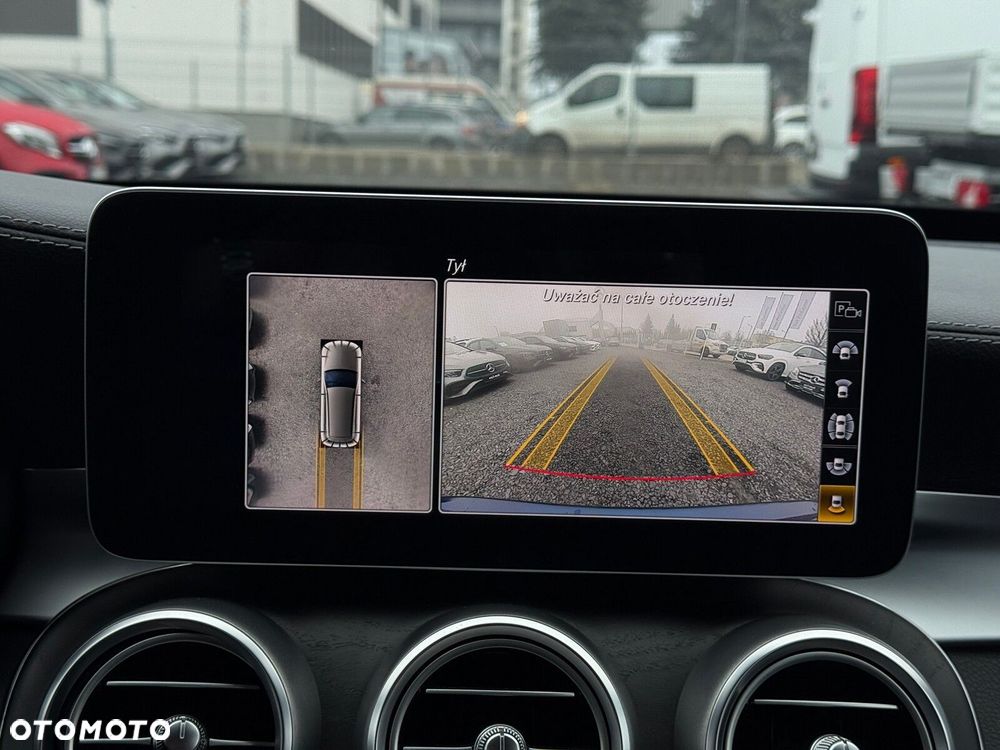 Mercedes-Benz Klasa C 200 4MATIC 9G-TRONIC - 21