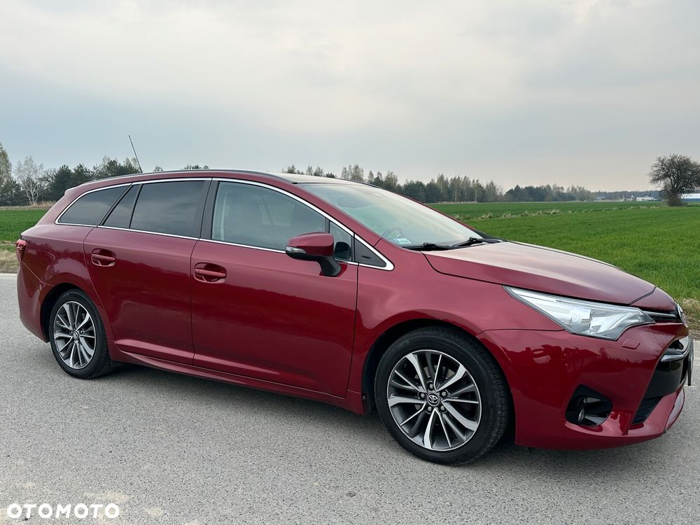 Toyota Avensis 2.0 Selection MS - 15