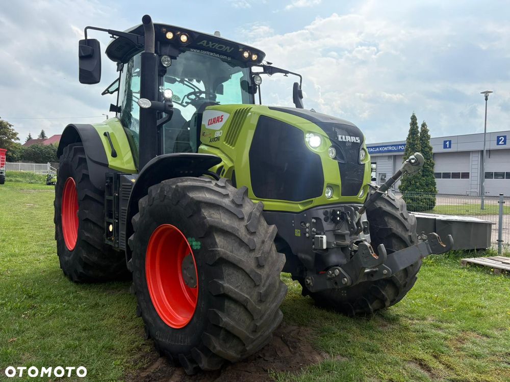 Claas AXION 810 CMATIC - 16