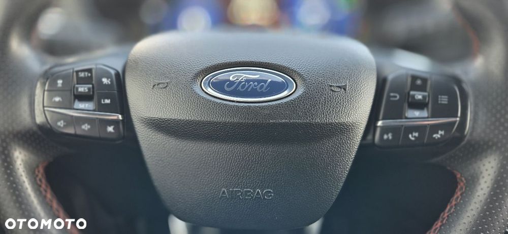 Ford Kuga - 28