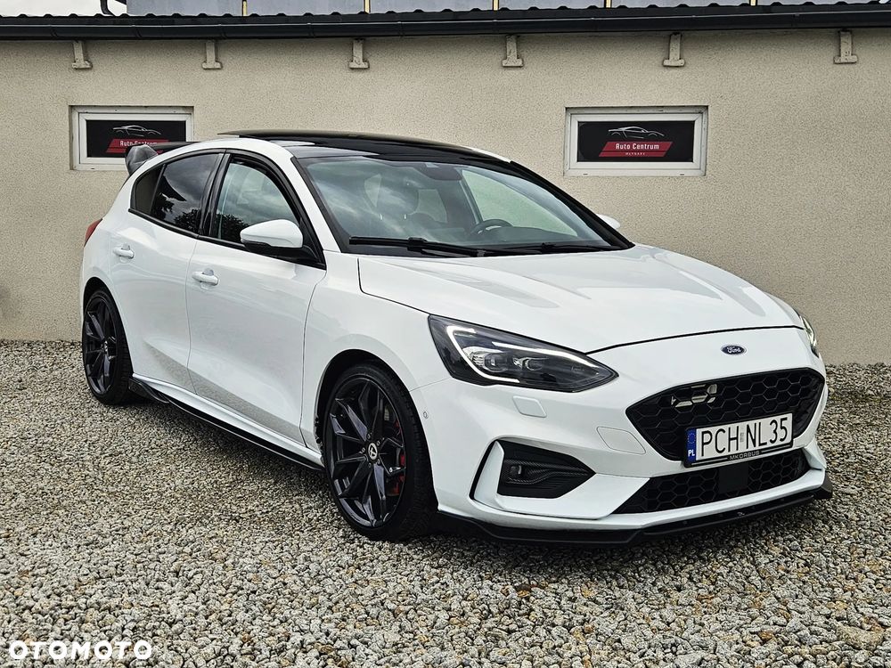 Ford Focus 2.3 EcoBoost S&S ST mit Styling-Paket - 2
