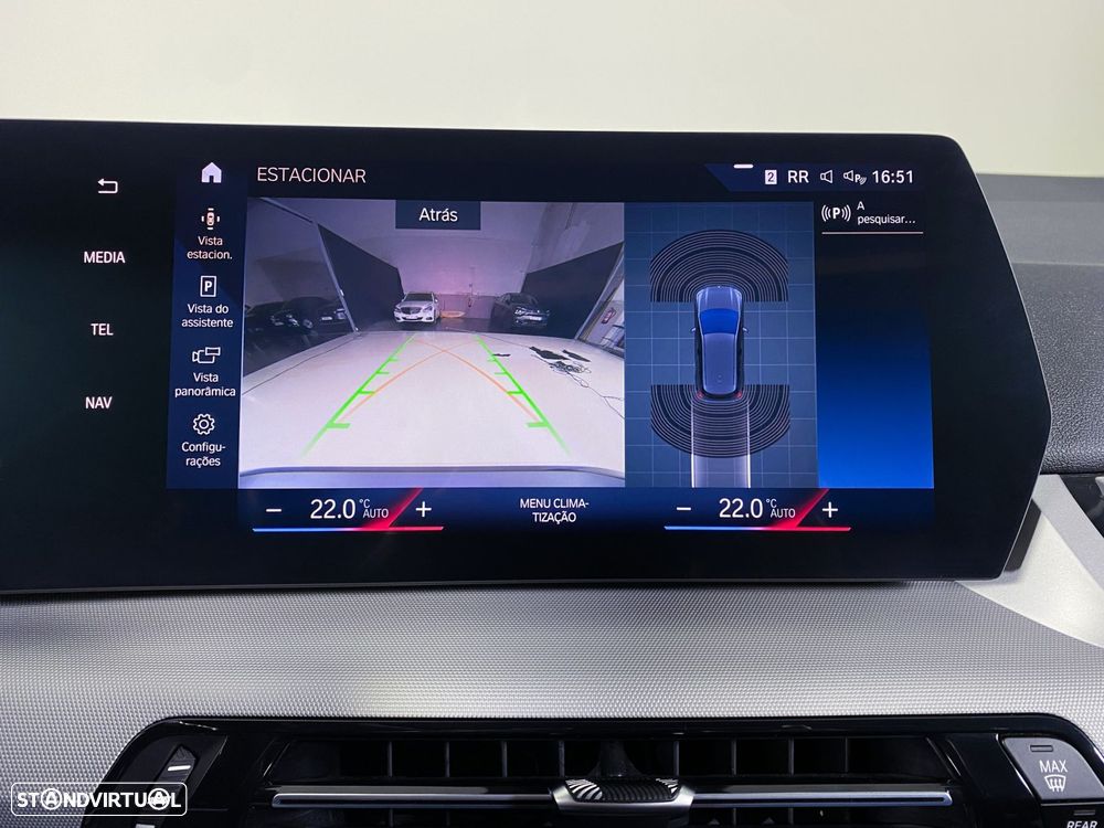 BMW 218 Active Tourer - 15