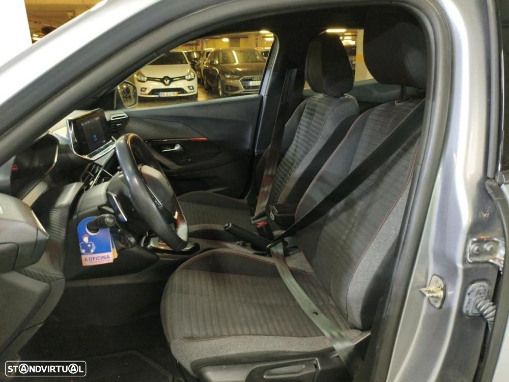 Peugeot 2008 1.5 BlueHDi Active Pack EAT8 - 6