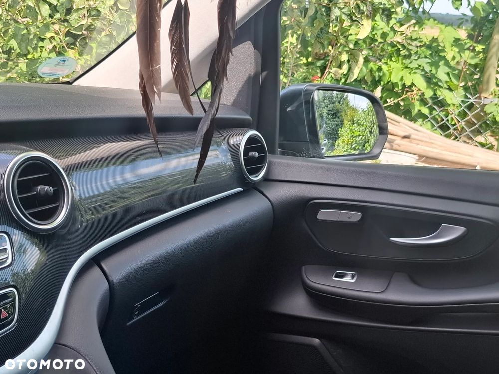 Mercedes-Benz Klasa V 220 CDI - 6