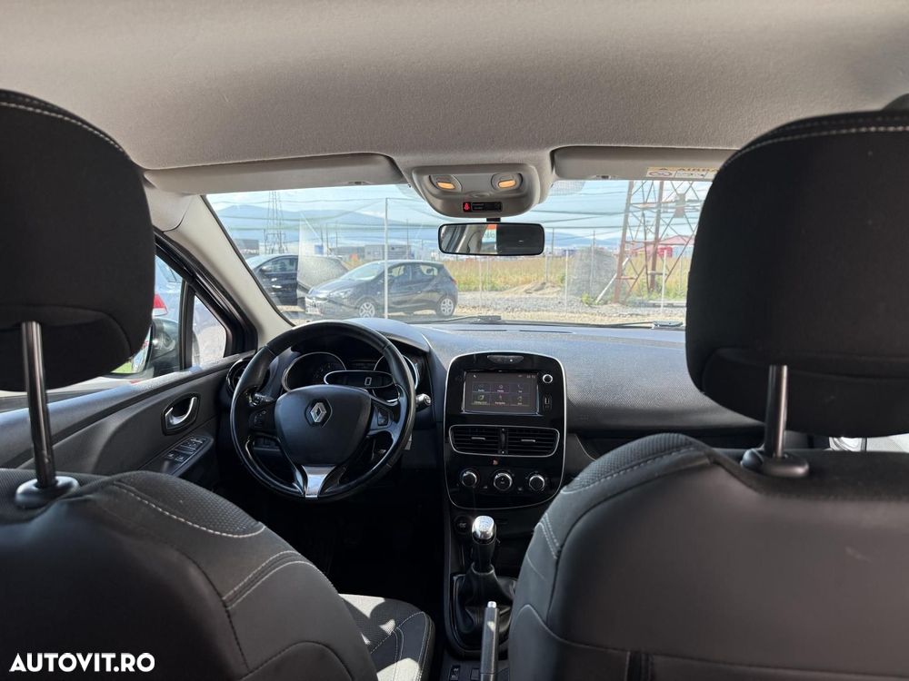Renault Clio - 18