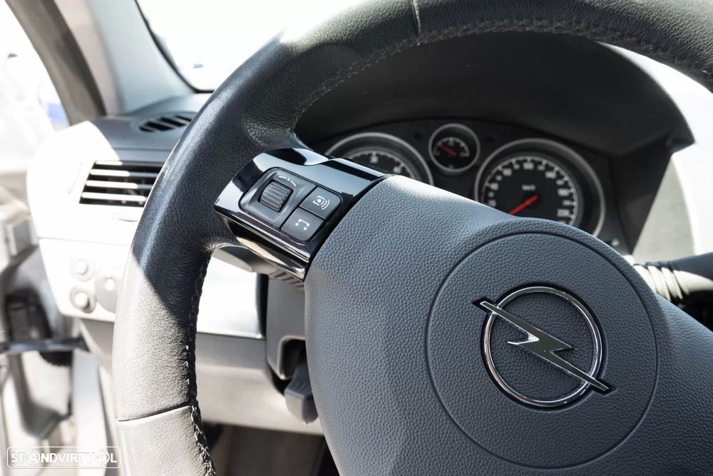 Opel Astra Caravan 1.7 CDTi Cosmo Plus ecoFlex - 20