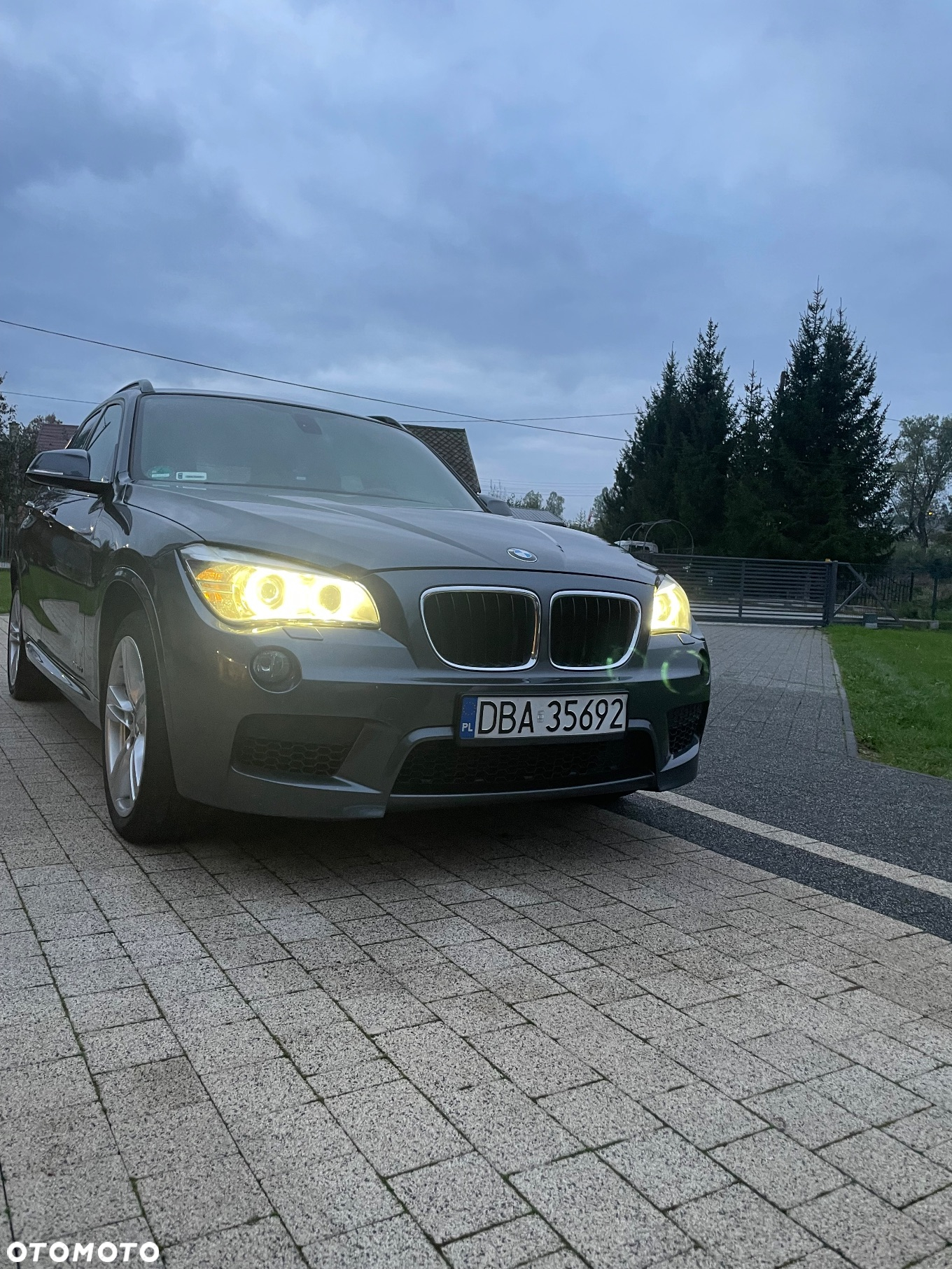 BMW X1 xDrive20i Sport Line - 16