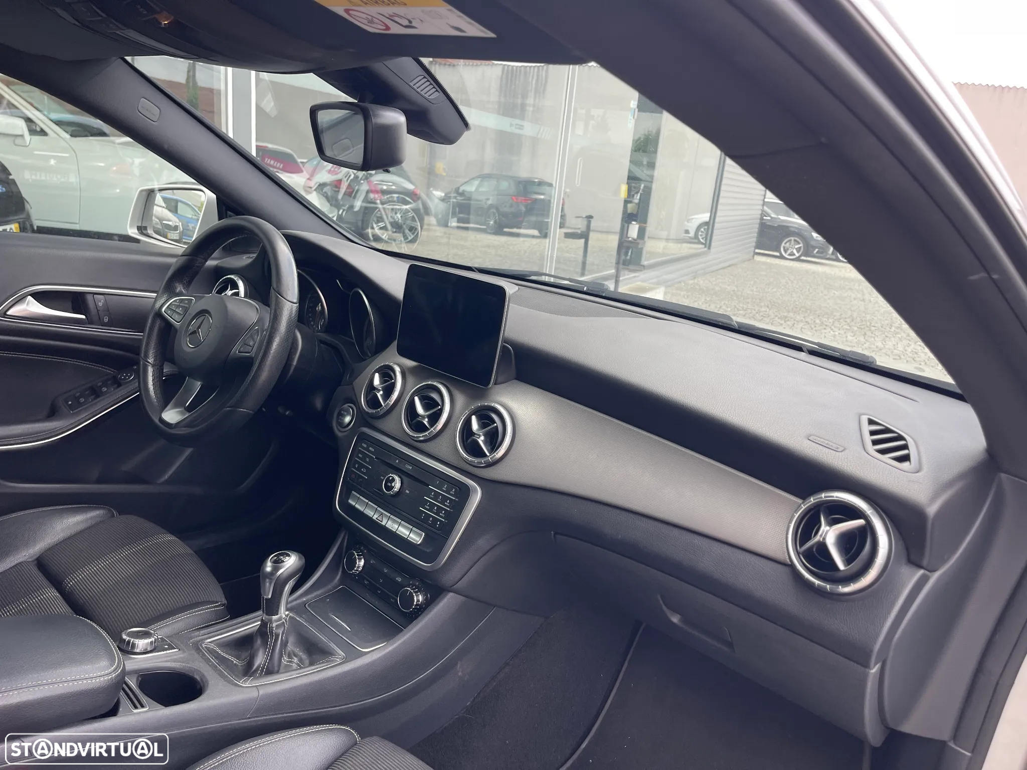 Mercedes-Benz CLA 200 Shooting Brake d - 18