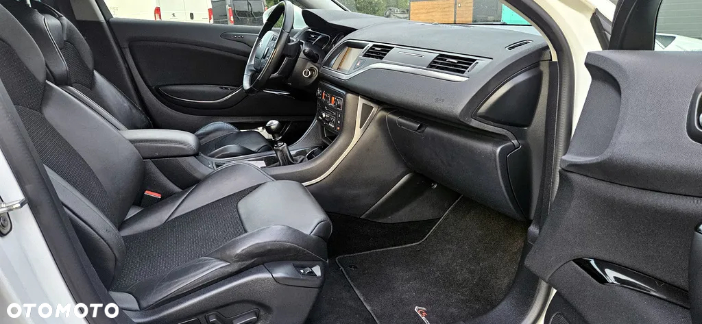 Citroën C5 2.0 HDi Exclusive - 5