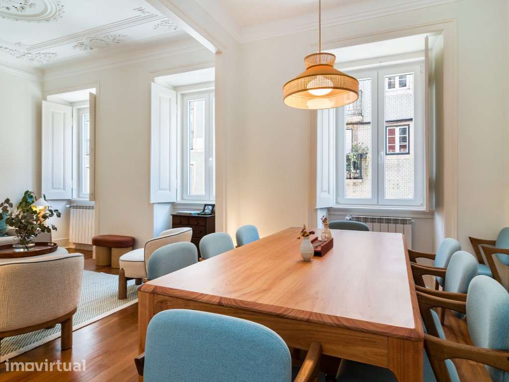 Apartamento T3 renovado na Rua de São Bento, junto ao Rato e à Estrela - Grande imagem: 3/22