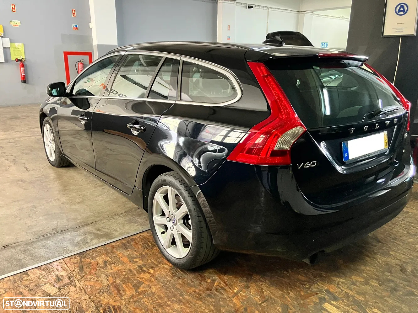 Volvo V60 1.6 D2 Kinetic Eco - 6