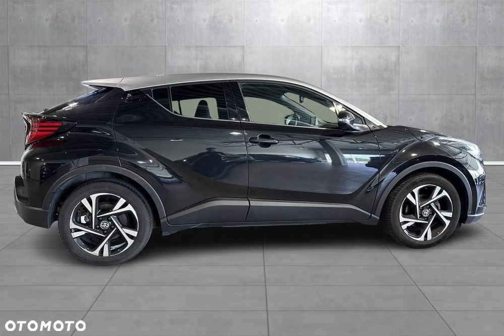 Toyota C-HR 2.0 Lounge - 2