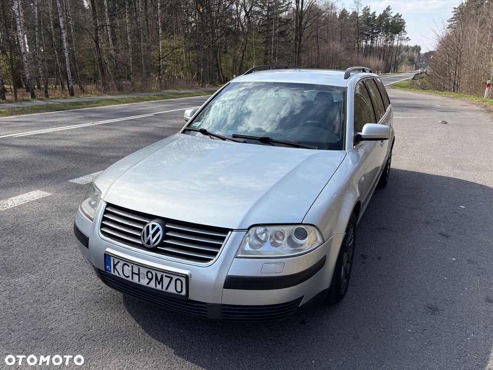 Volkswagen Passat 1.9 TDI Highline - 1