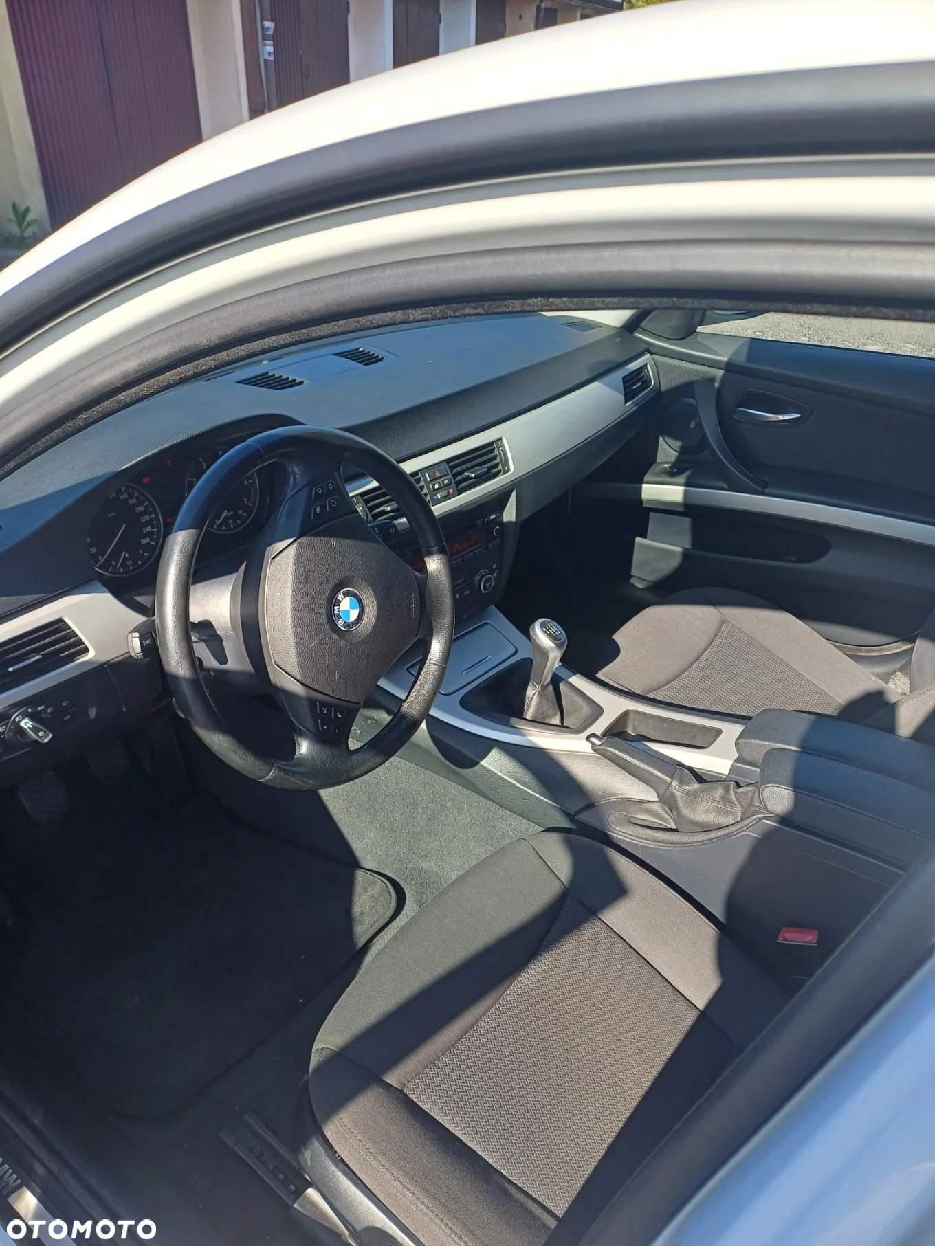 BMW Seria 3 318i - 12