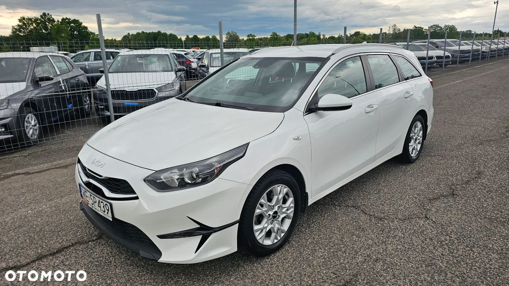 Kia Ceed 1.5 T-GDI M - 3
