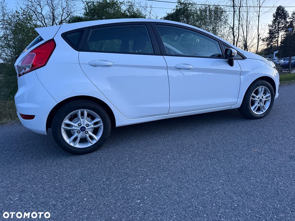 Ford Fiesta 1.5 TDCi St&St SYNC Edition - 15
