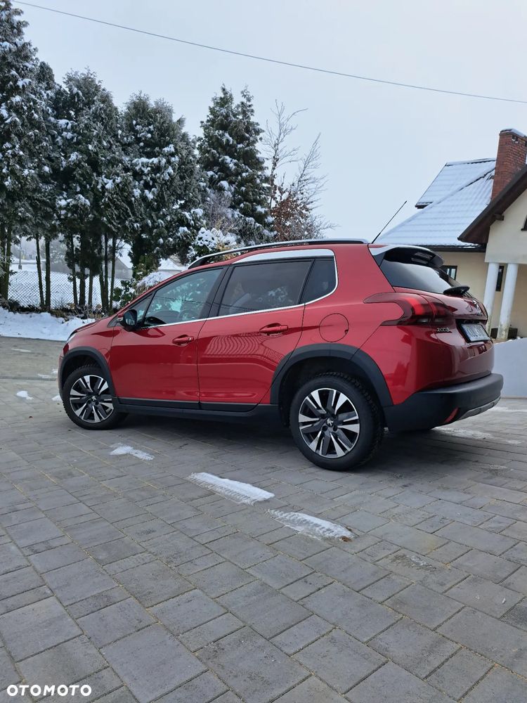 Peugeot 2008 1.2 PureTech Allure Pack S&S - 13