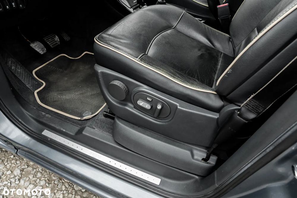 Renault Espace TCe 170 Paris - 19