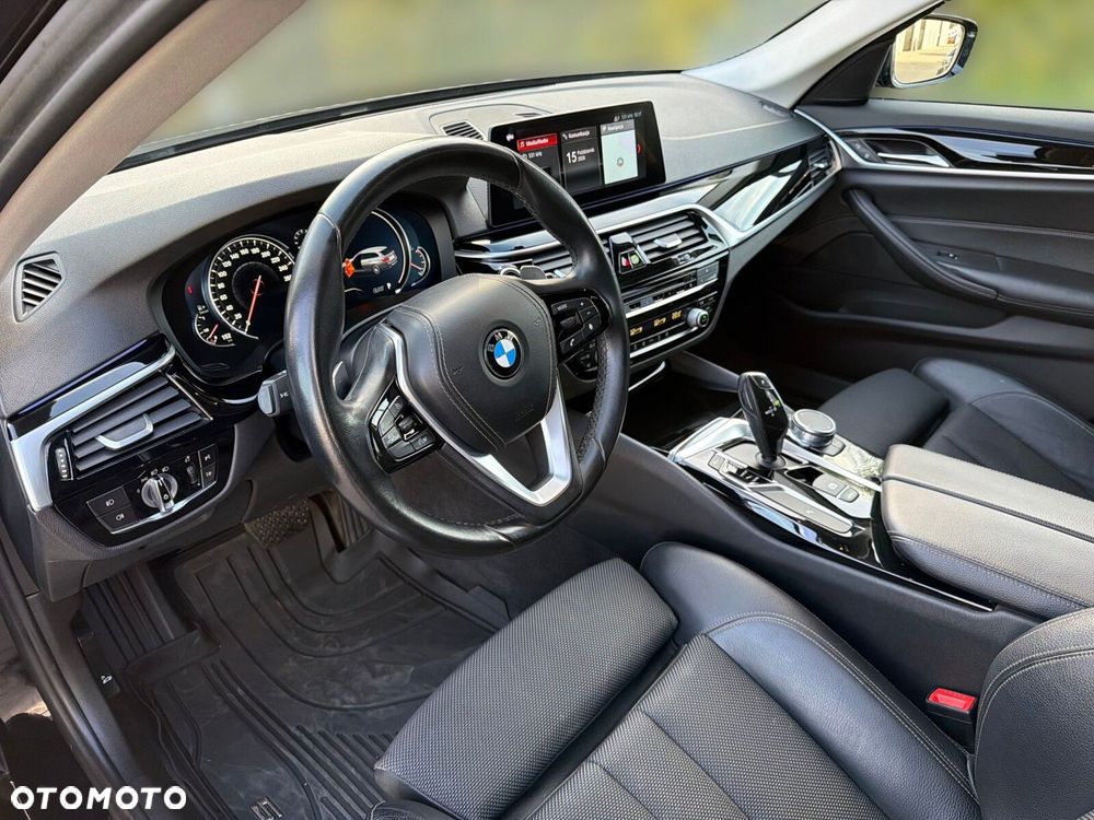 BMW Seria 5 - 10