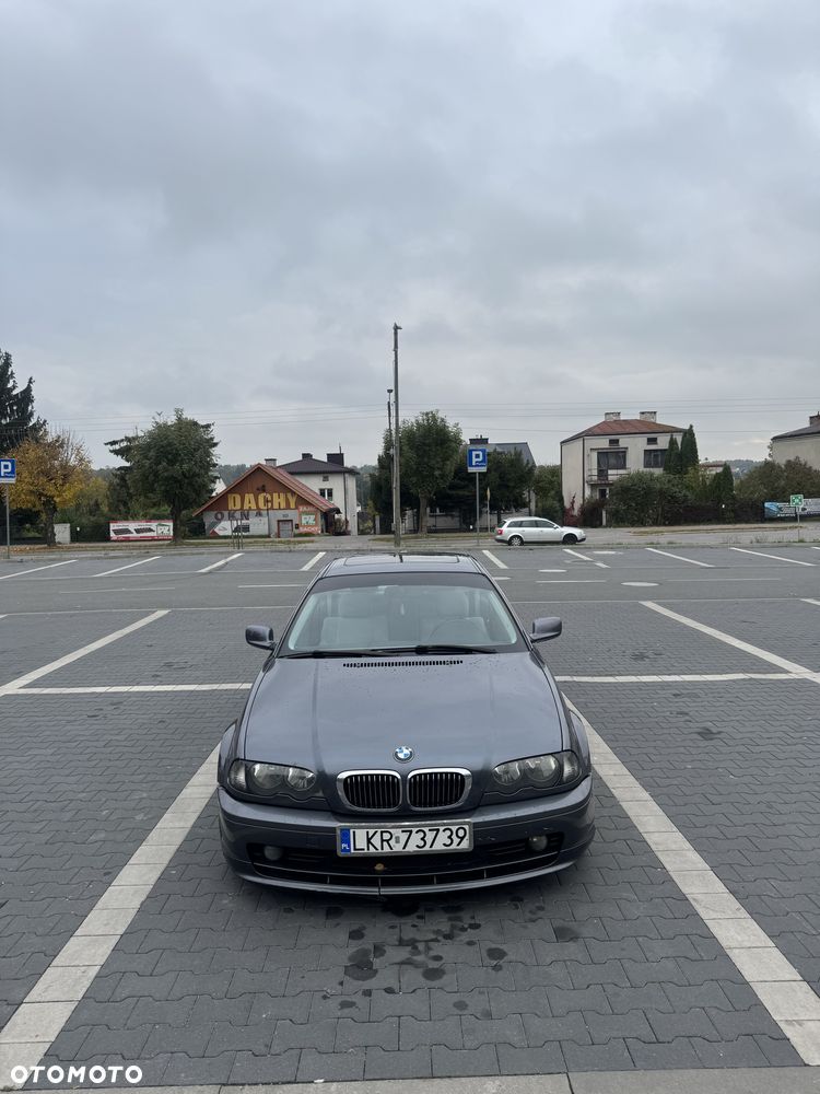 BMW Seria 3 2000 photo 3