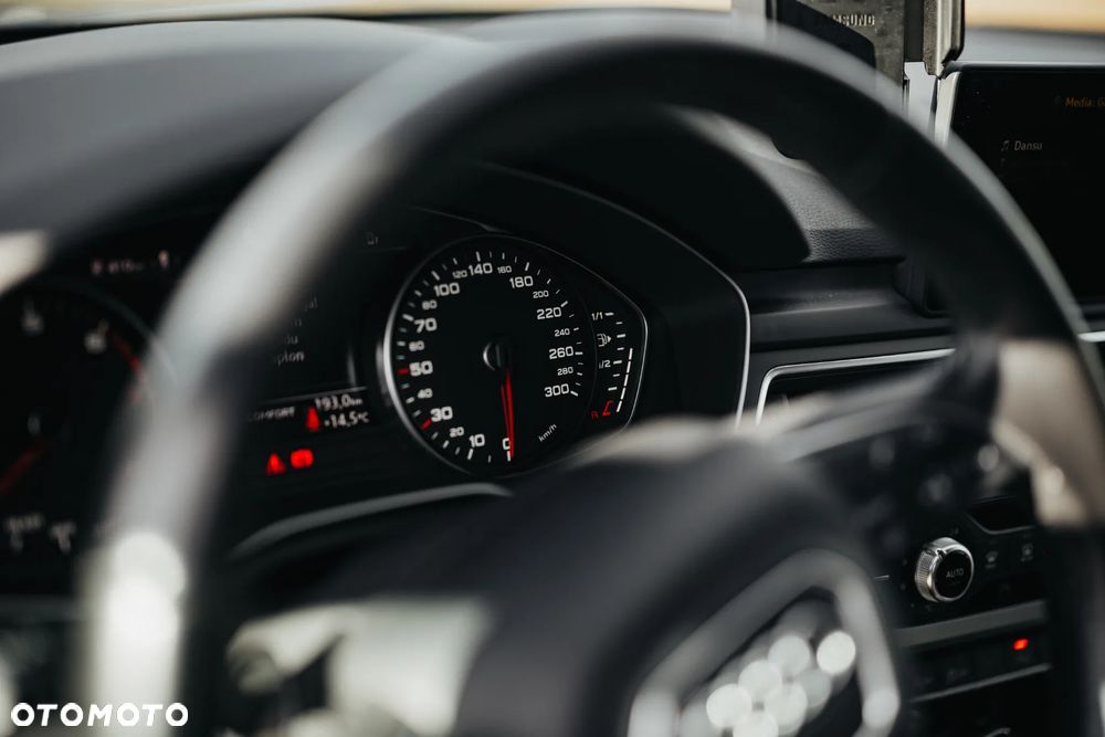 Audi A4 Limousine 2.0 TFSI ultra - 17