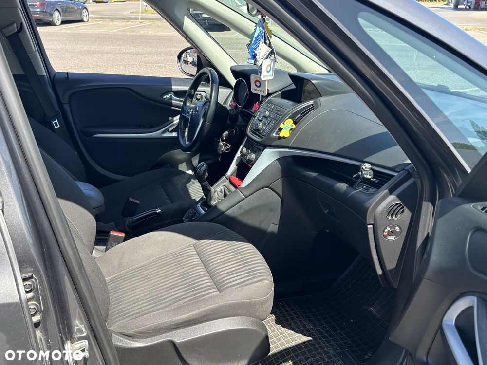 Opel Zafira - 5