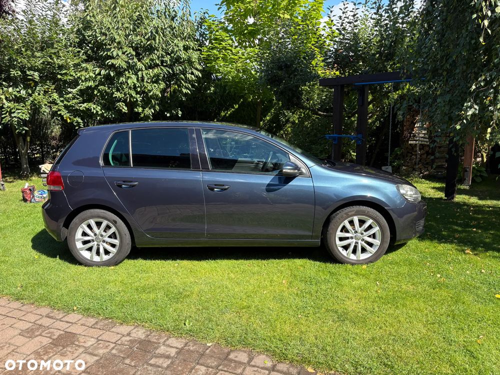 Volkswagen Golf - 11